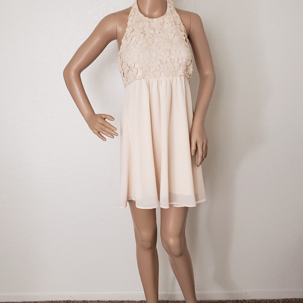 💕 Monteau Chiffon Dress w/ Crochet Style Top💕